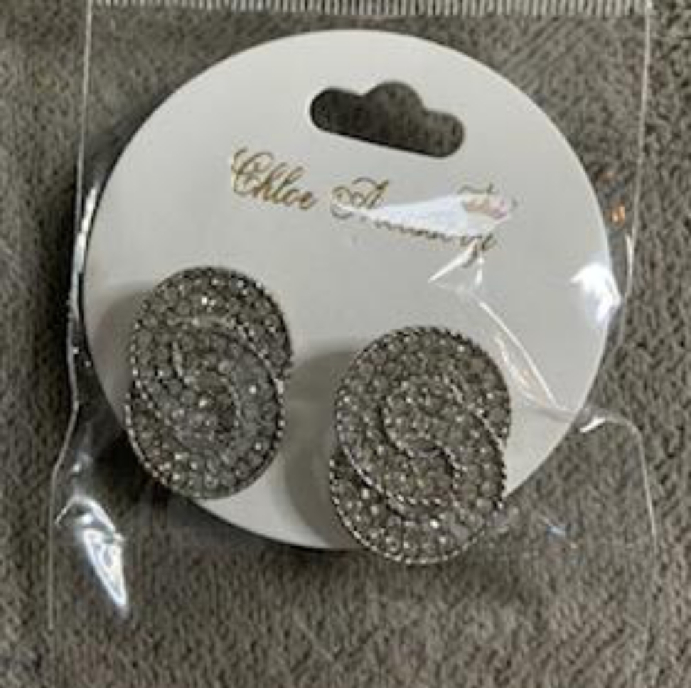 Jewelry - Picture 2 of 16